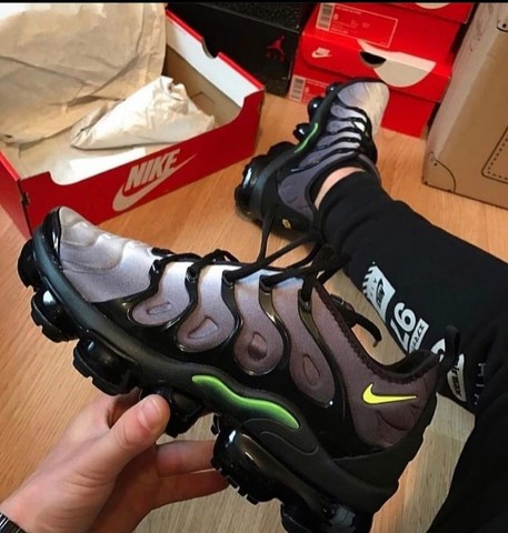 Nike vapormax best sale plus olx