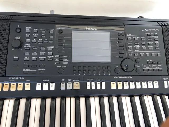 Teclado Yamaha PSS F30 Infantil - Cheiro de Música Instrumentos
