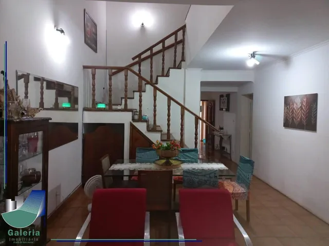 Casa Residencial com 4 Quartos para Alugar, 265 m² - Jardim Irajá