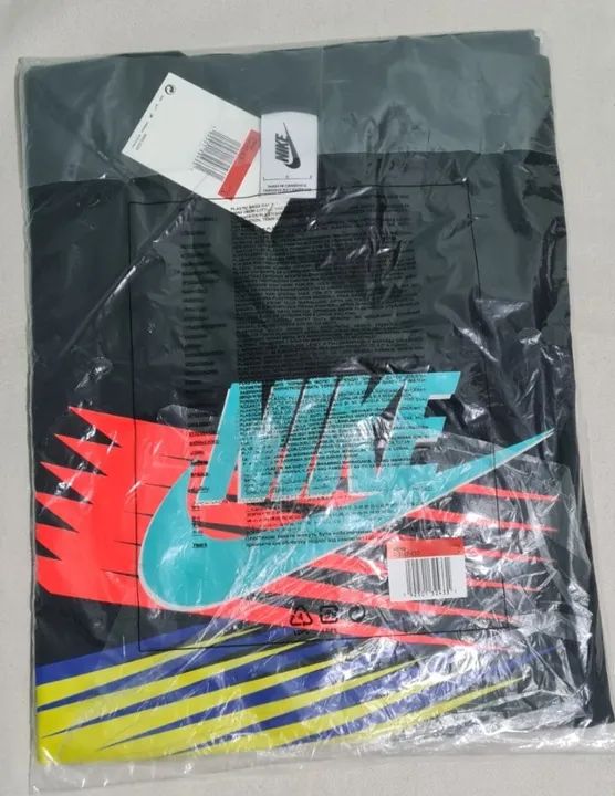Camiseta Nike Atmos Patchwork Preta Air Max Light 2 Tam. G - Foto 3