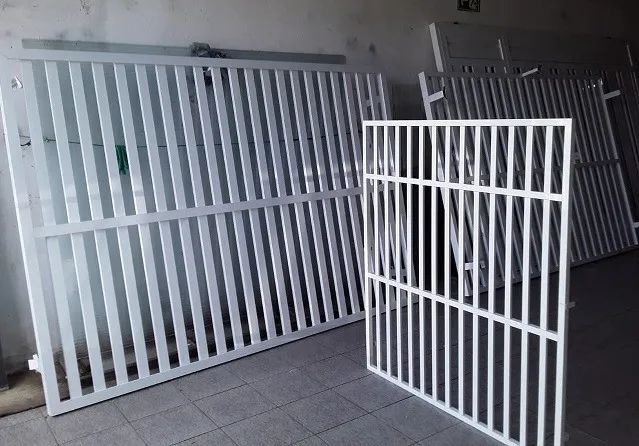 Janelas,corrimão, box de banheiro (Esquadria São Francisco) - Foto 5