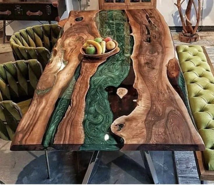 Mesa em madeira maciça com resina epóxi - Foto 4