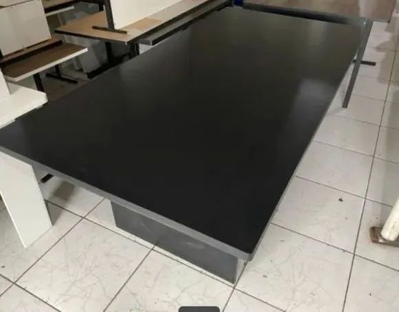 Mesa de reunião  - Foto 3