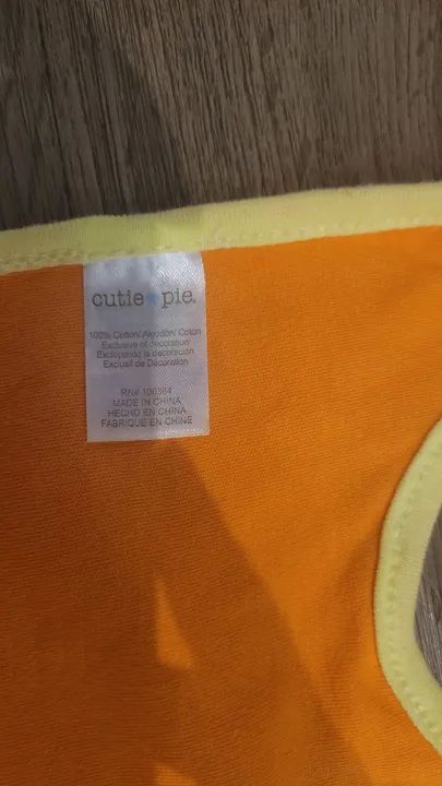 4 Babadores de bebê da Cutie Pie - Foto 2