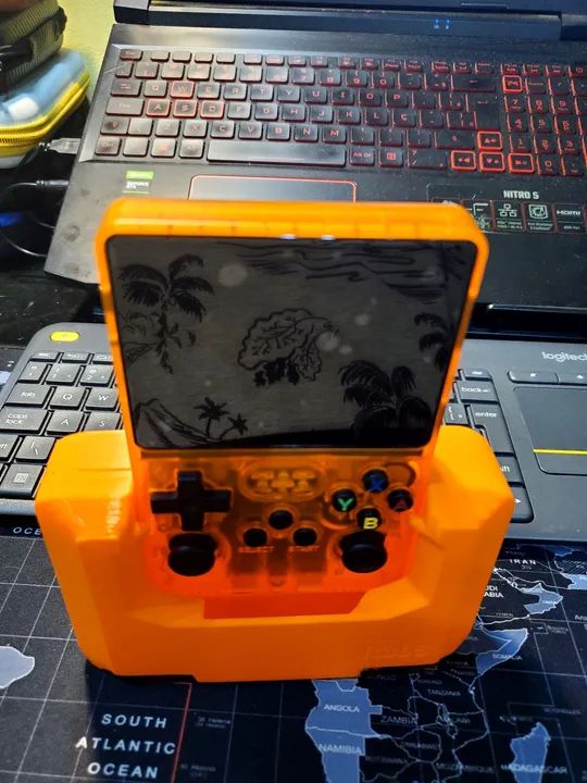 Videogame Console Portátil Retro Diversão Clássica R36S Com Case Versatil