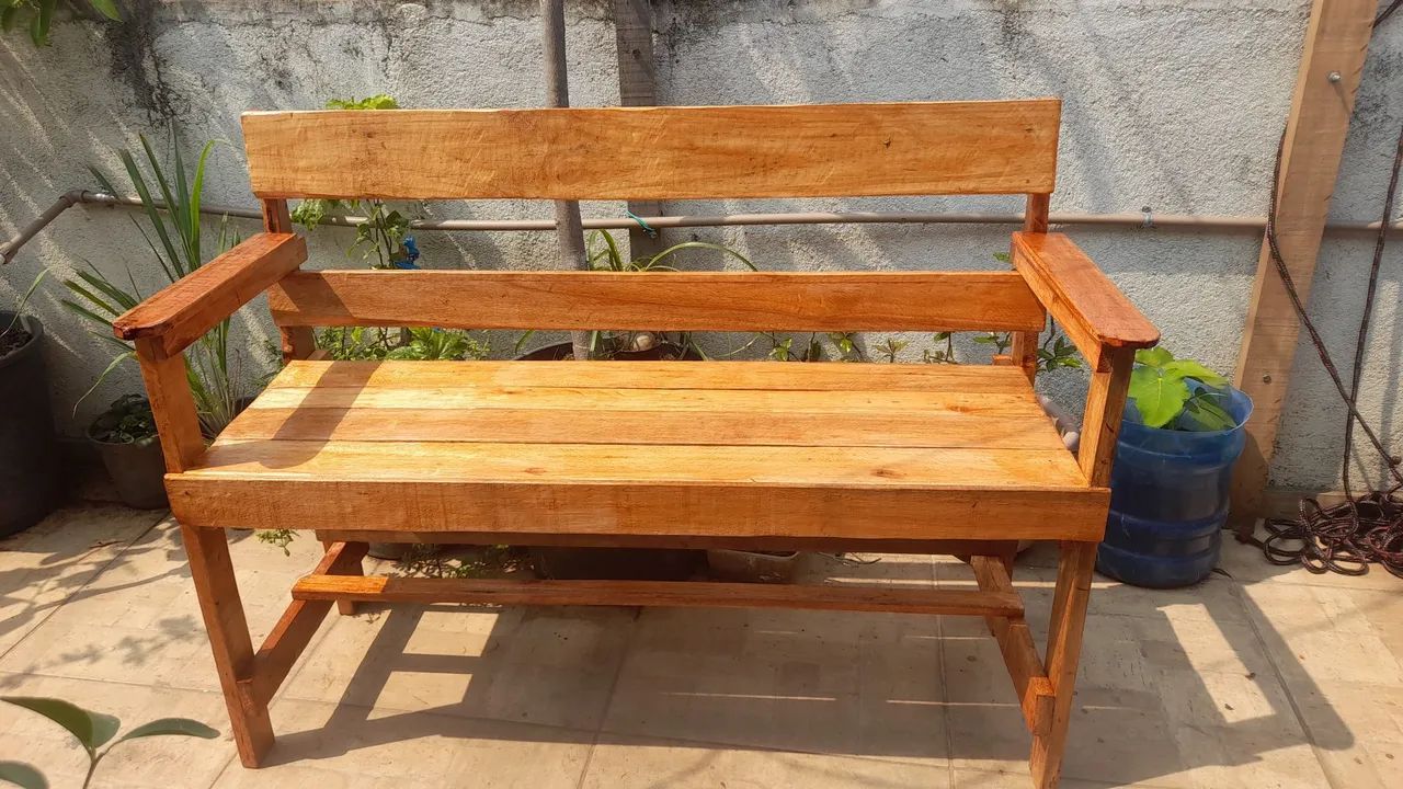 Banco para varandas e jardins ( novo)