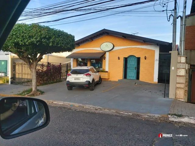 Casa comercial no bairro Jardim dos Estados