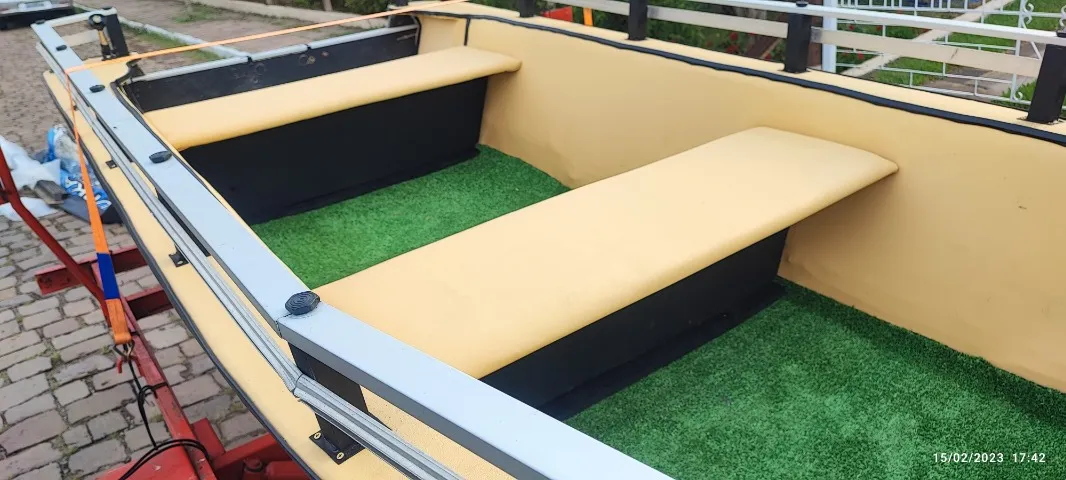 Lancha 2019 com Motor Mercury 30 HP Japonês 2T - Partida Elétrica