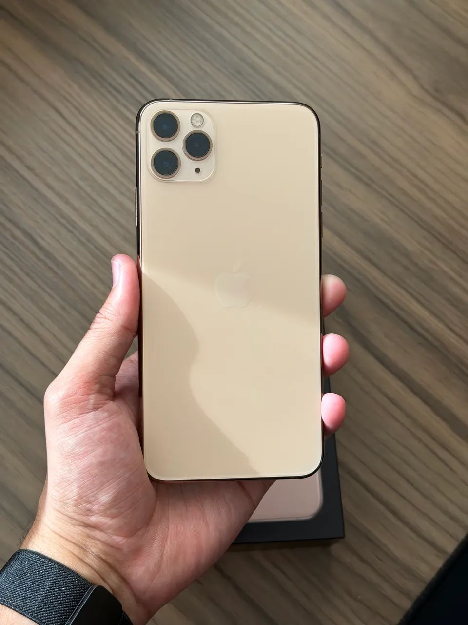 iPhone 11 Pro Max 256gb Dourado Garantia 6 meses - Celulares e