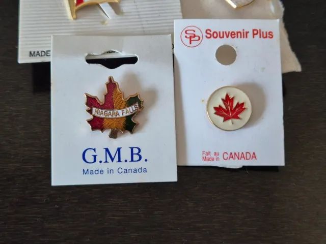 Kit 8 Itens Souvenir Canadá. Imã + Pins / Bottons / Broches - Foto 4