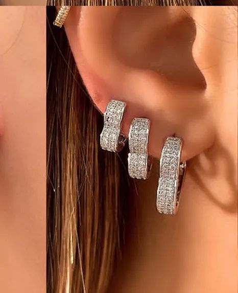 Trio argolinhas cravejadas 