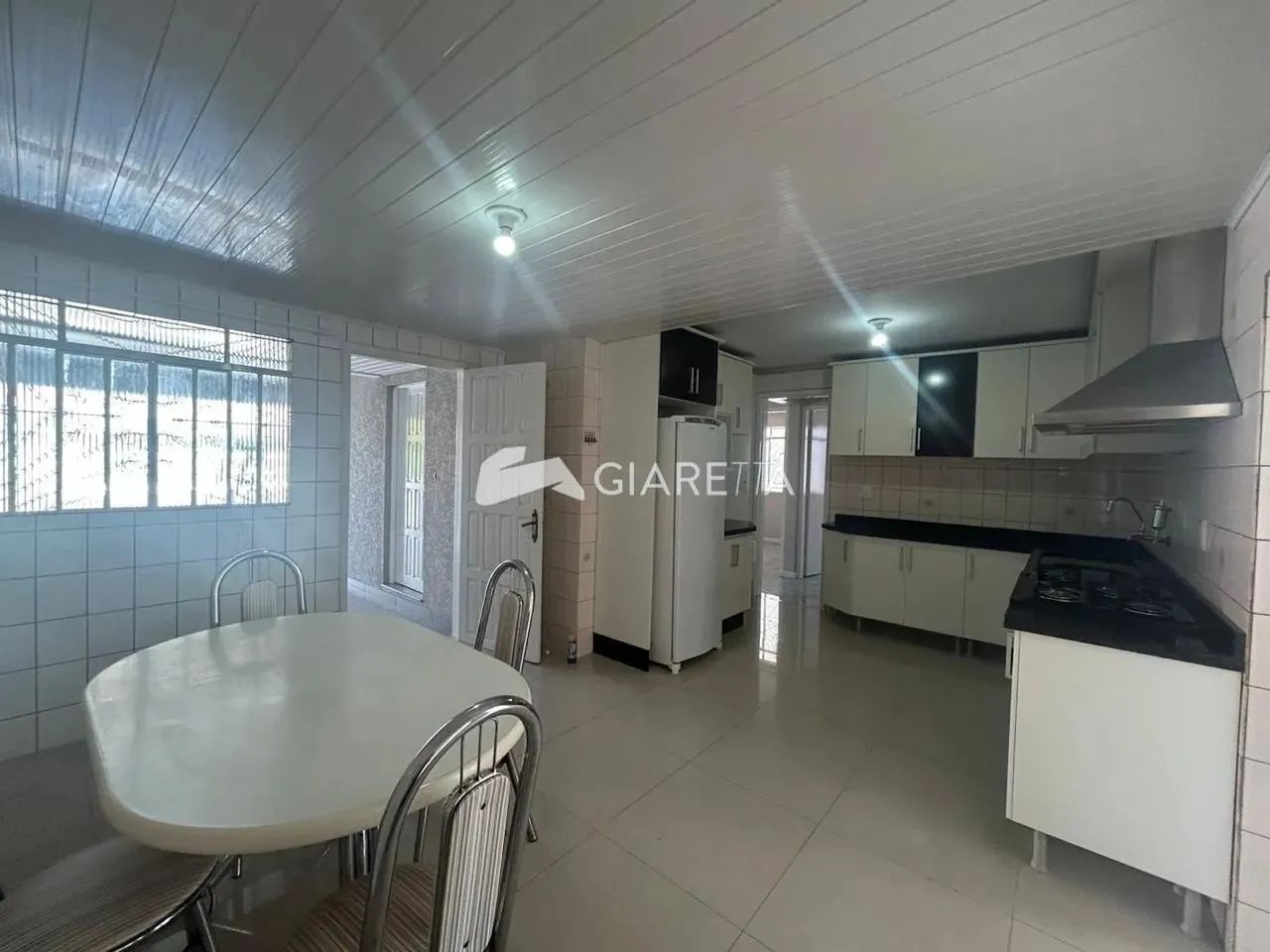 Casa ampla para locação em ótima localização no JARDIM GISELA, TOLEDO-PR - Foto 7