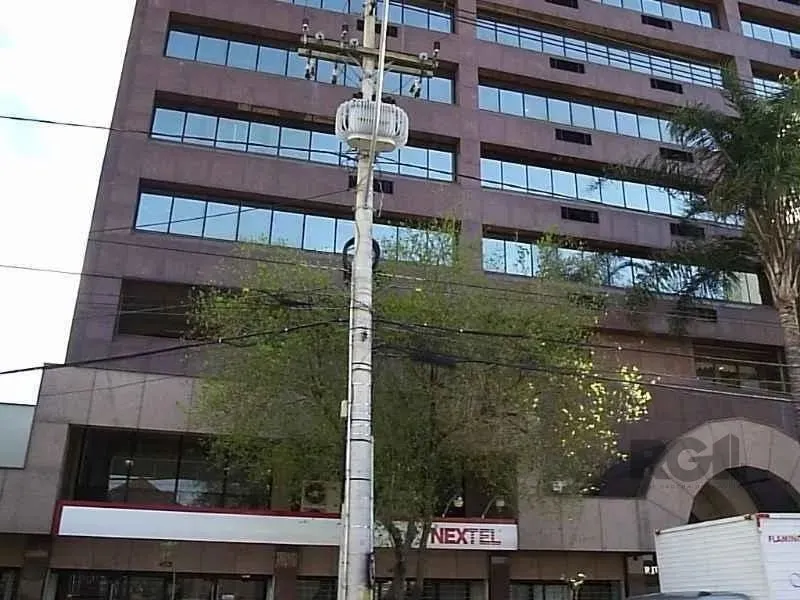 Sala para alugar, 30 m² por R$ 600,00/mês - Auxiliadora - Porto Alegre/RS