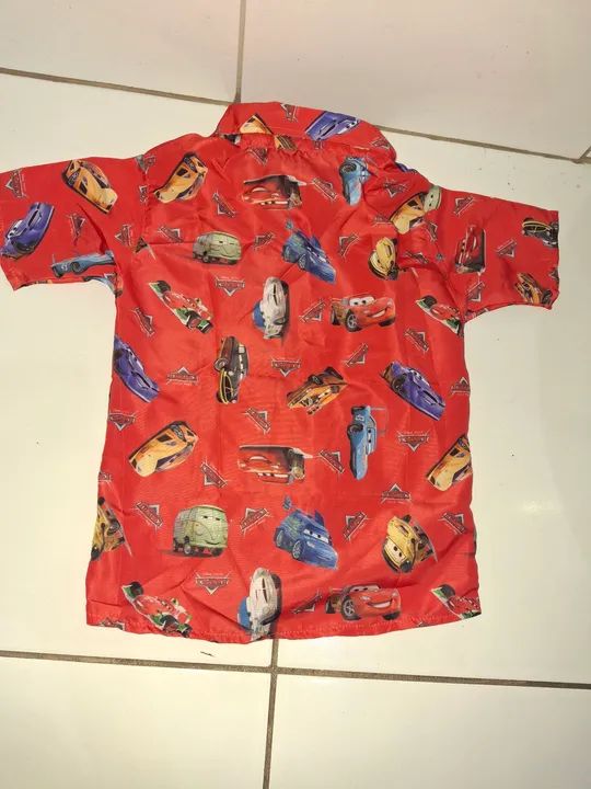 Camisa Nova Carros - Infantil - Vermelha(  veste 4 a 6 anos ) - Foto 2