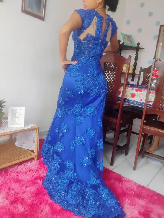 Vestido de Festa Azul Royal Bordado - Usado uma vez por uma hora
