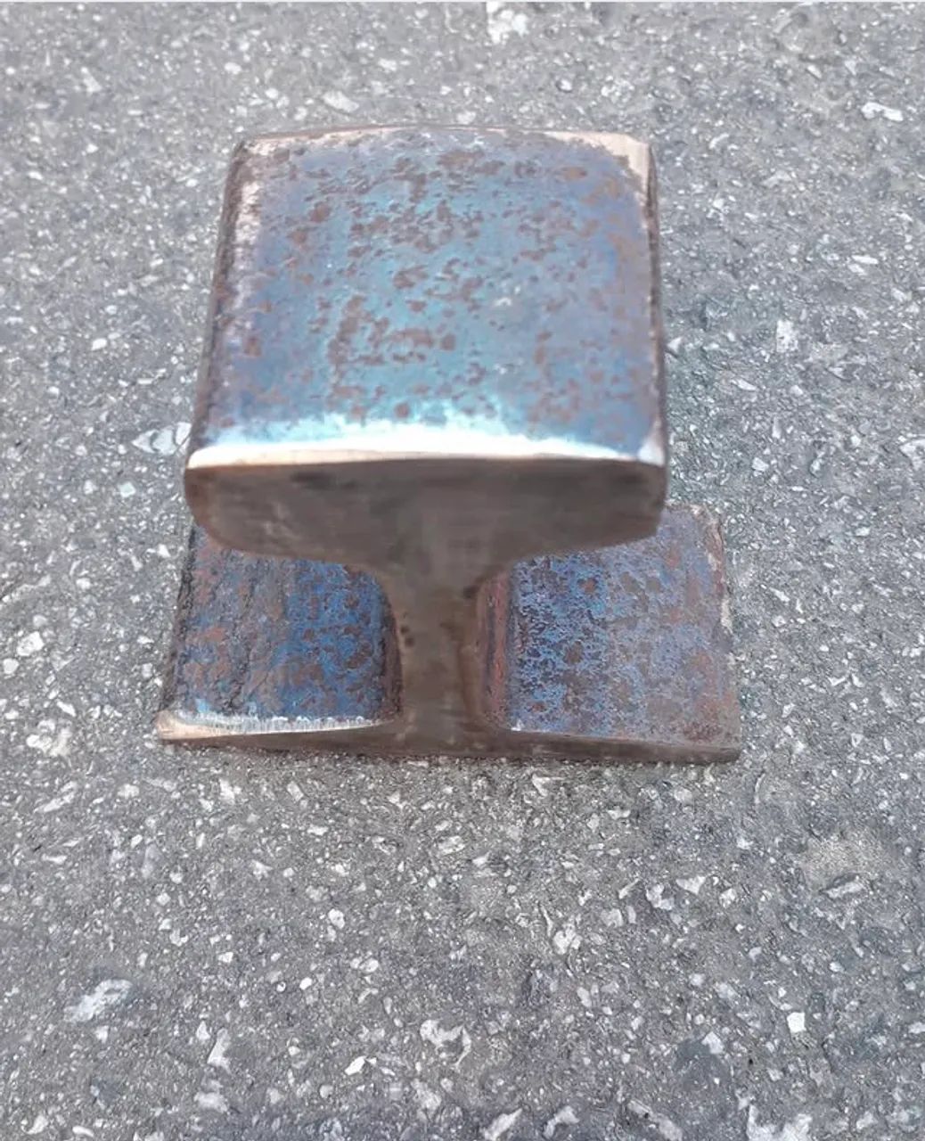Pedaço de Trilho de Ferro Antigo - Peça Rara! - Foto 2