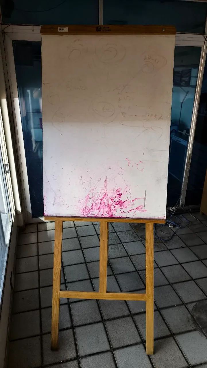 Quadro Branco Infantil com Cavalete de Madeira - Foto 2