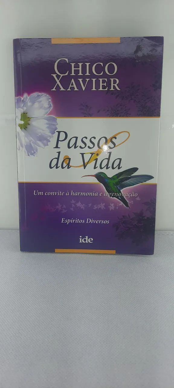 Passos da Vida - Chico Xavier & Emmanuel (EDIÇÃO USADA - Excelente Estado)