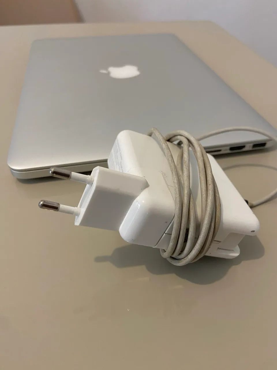 MacBook Pro (Retina, 13