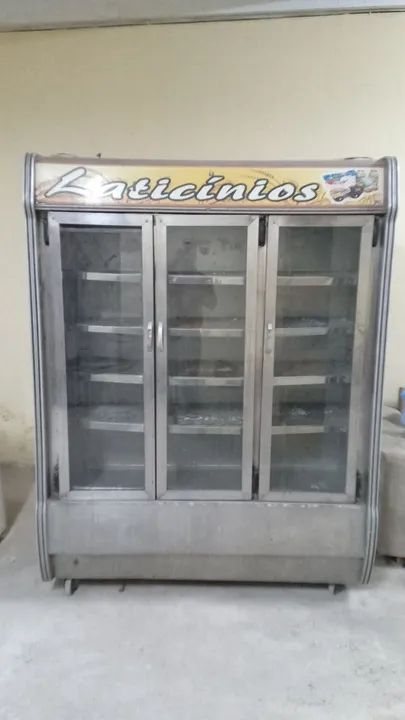 Geladeira Expositora para Laticínios