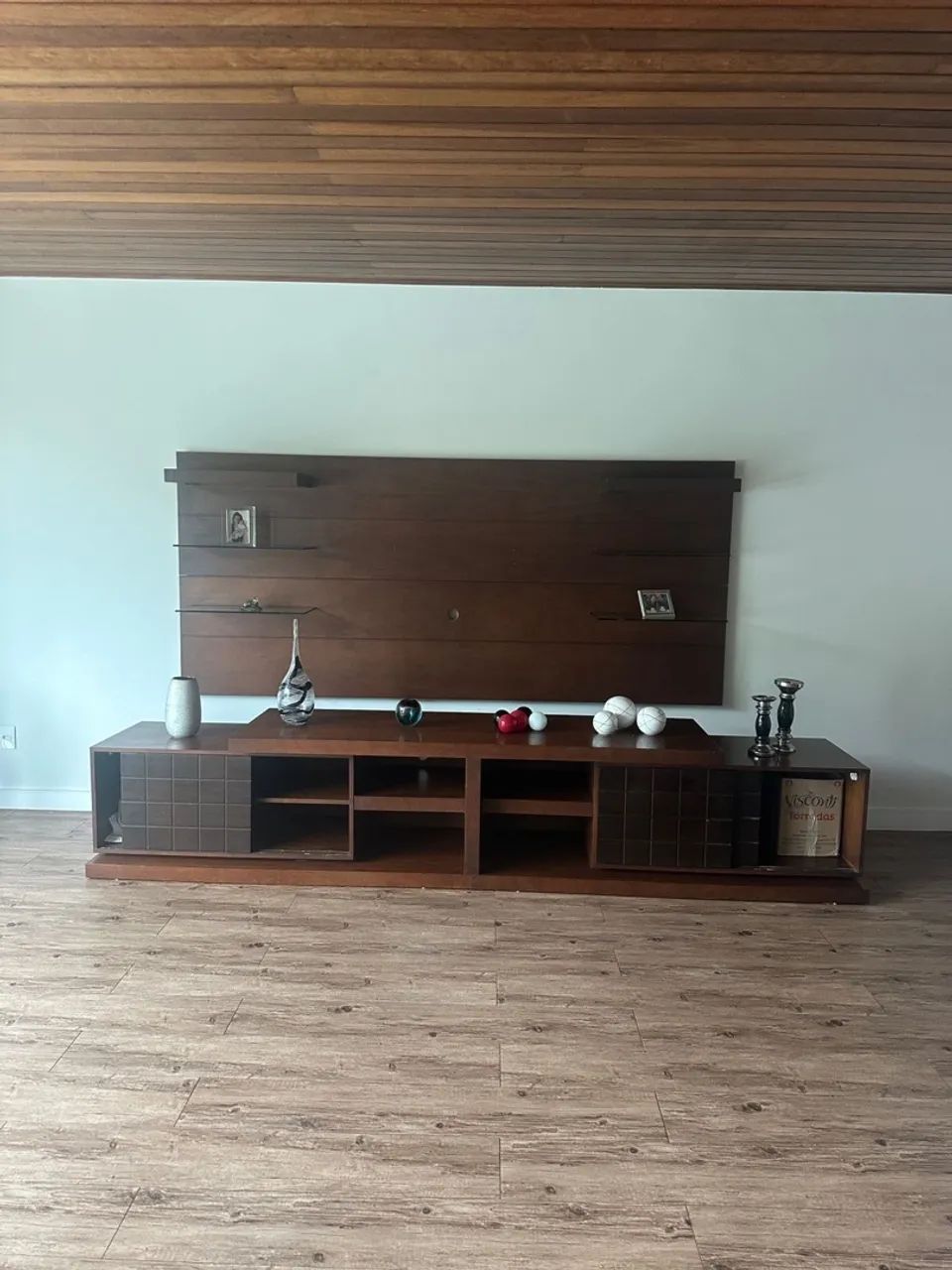 Rack com painel madeira 2,70m