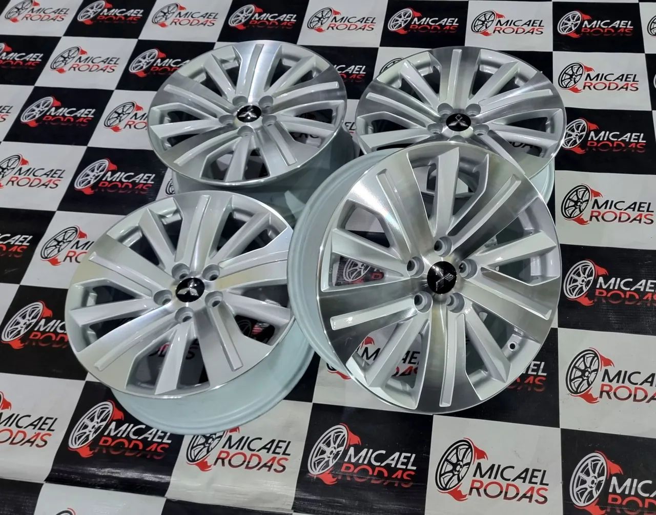 Jogo de Rodas aro 18 Mitsubishi Outlander 5x114 Originais Zeradas  - Foto 6