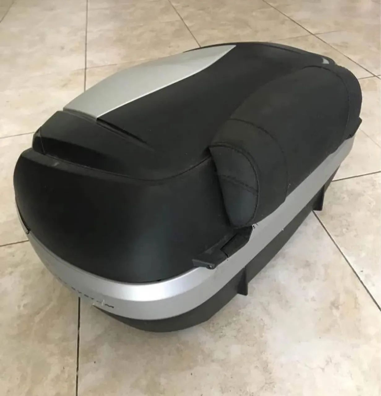 Baú Givi 47 Litros ( Barato)