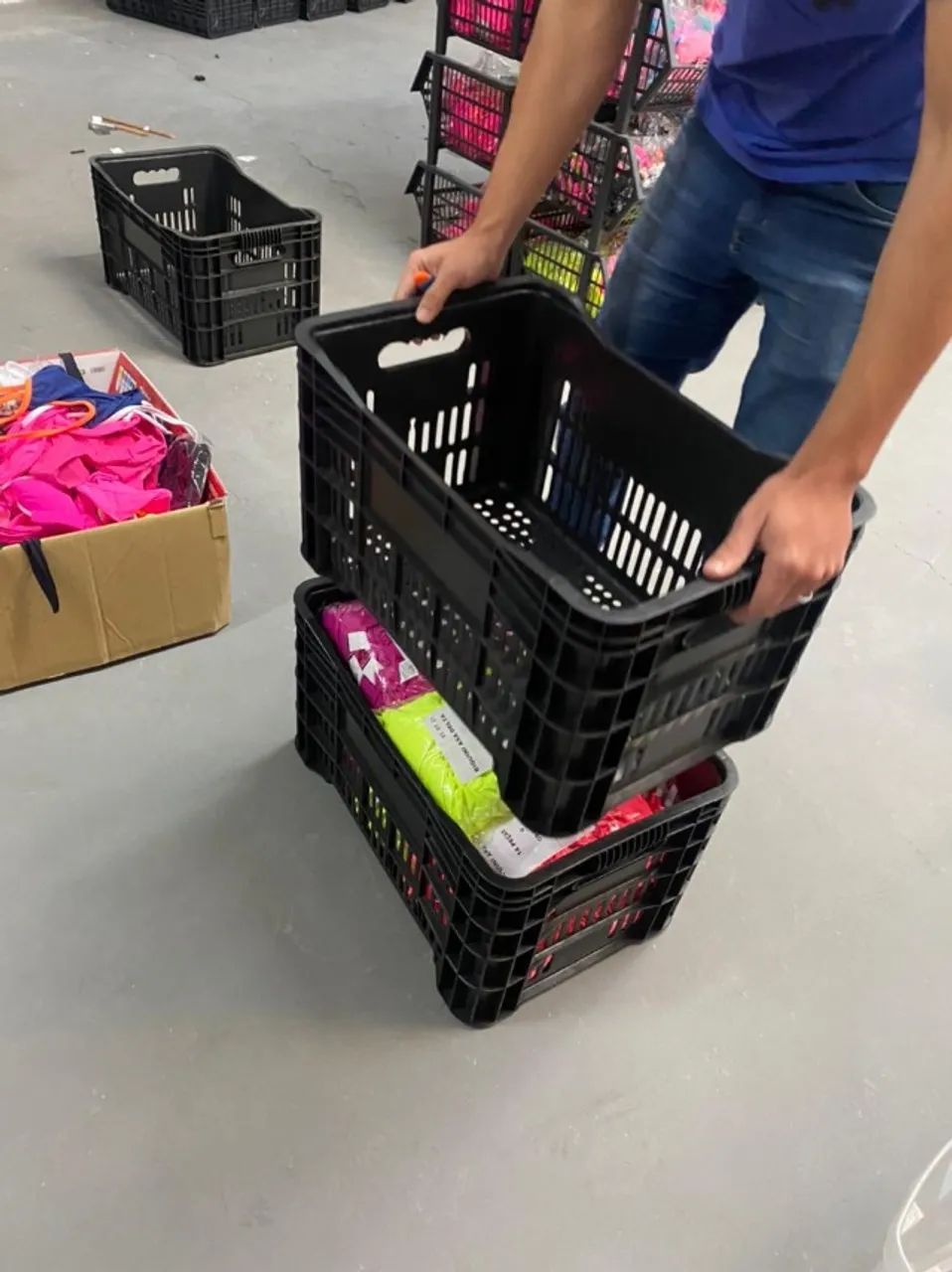 Equipamentos Comerciais - Gôndolas, Estantes, Expositores e Refrigerados - Foto 4