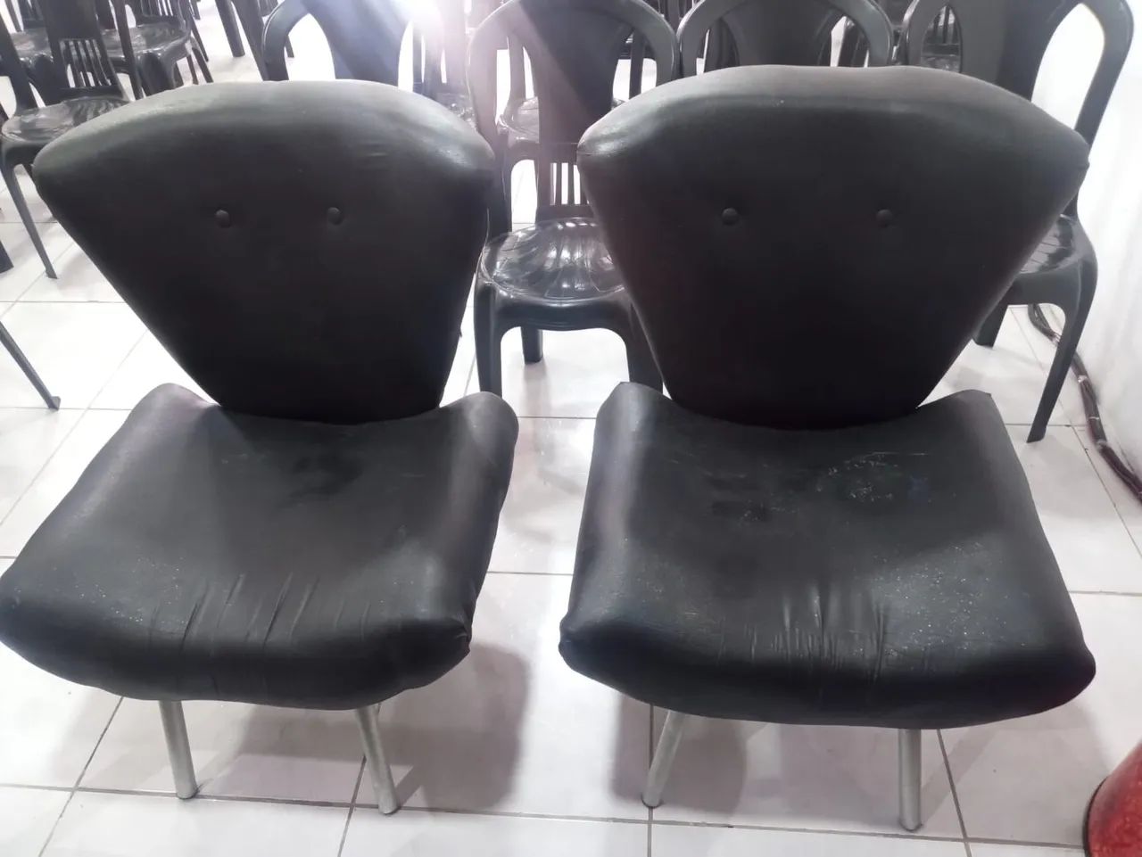 Poltronas Design Moderno - Conforto e Estilo!65580434856706120