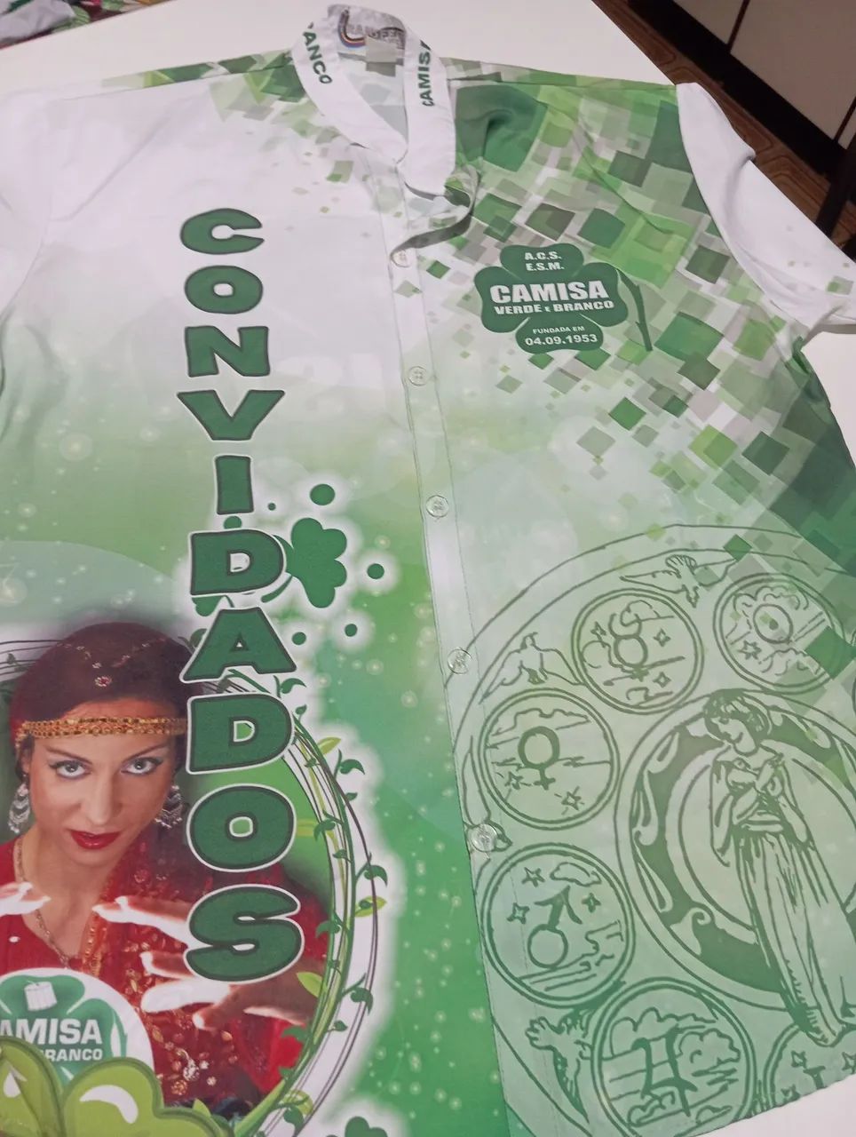 Camisa Verde e Branca - Convidados - Foto 3