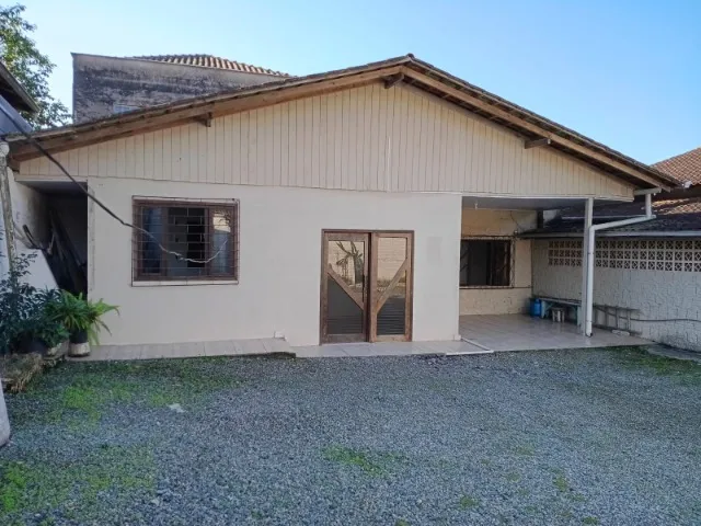 Casa no nova brasília, quarto, sala, cozinha, banheiro e garagem (1 vaga)
