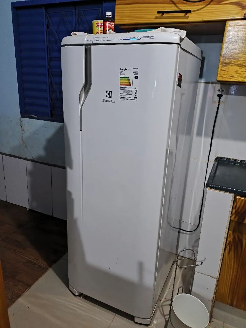 Vendo geladeira 