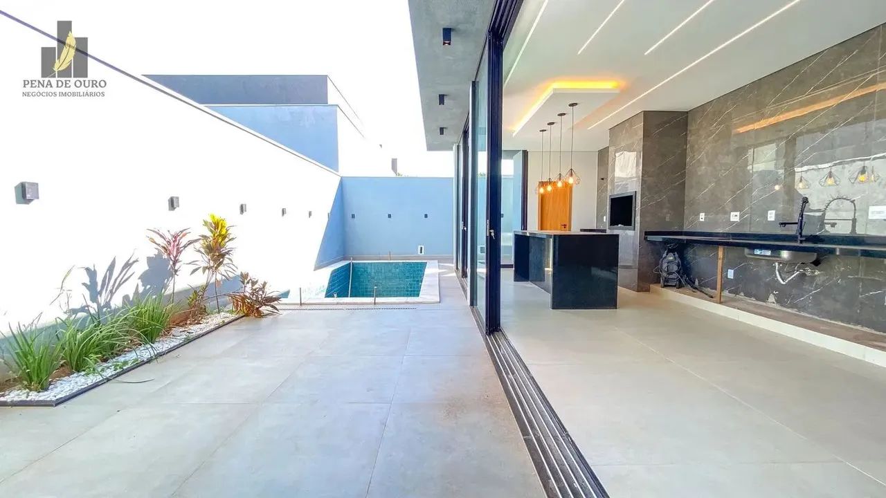 Casa no Condomínio Green Park com piscina