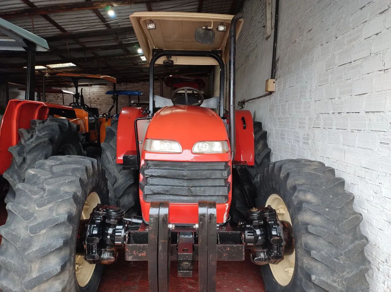 TRATOR YANMAR 1175 4X4 ANO 2011