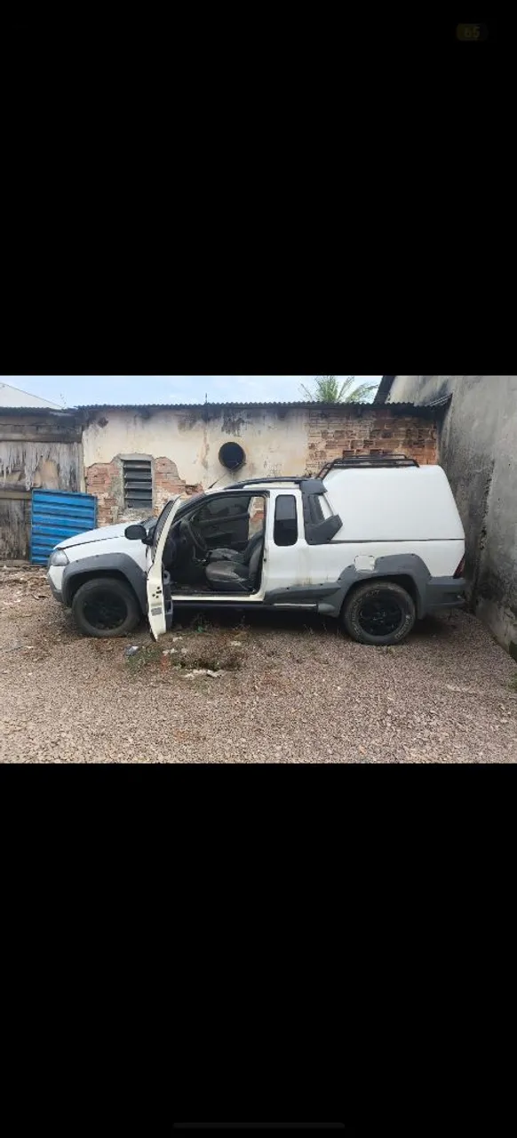 Capota de fibra para Fiat Strada