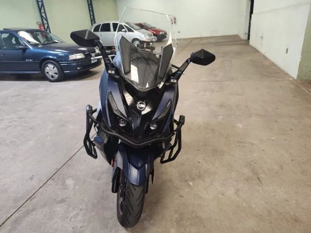 Dafra Cruisym 300 cc 