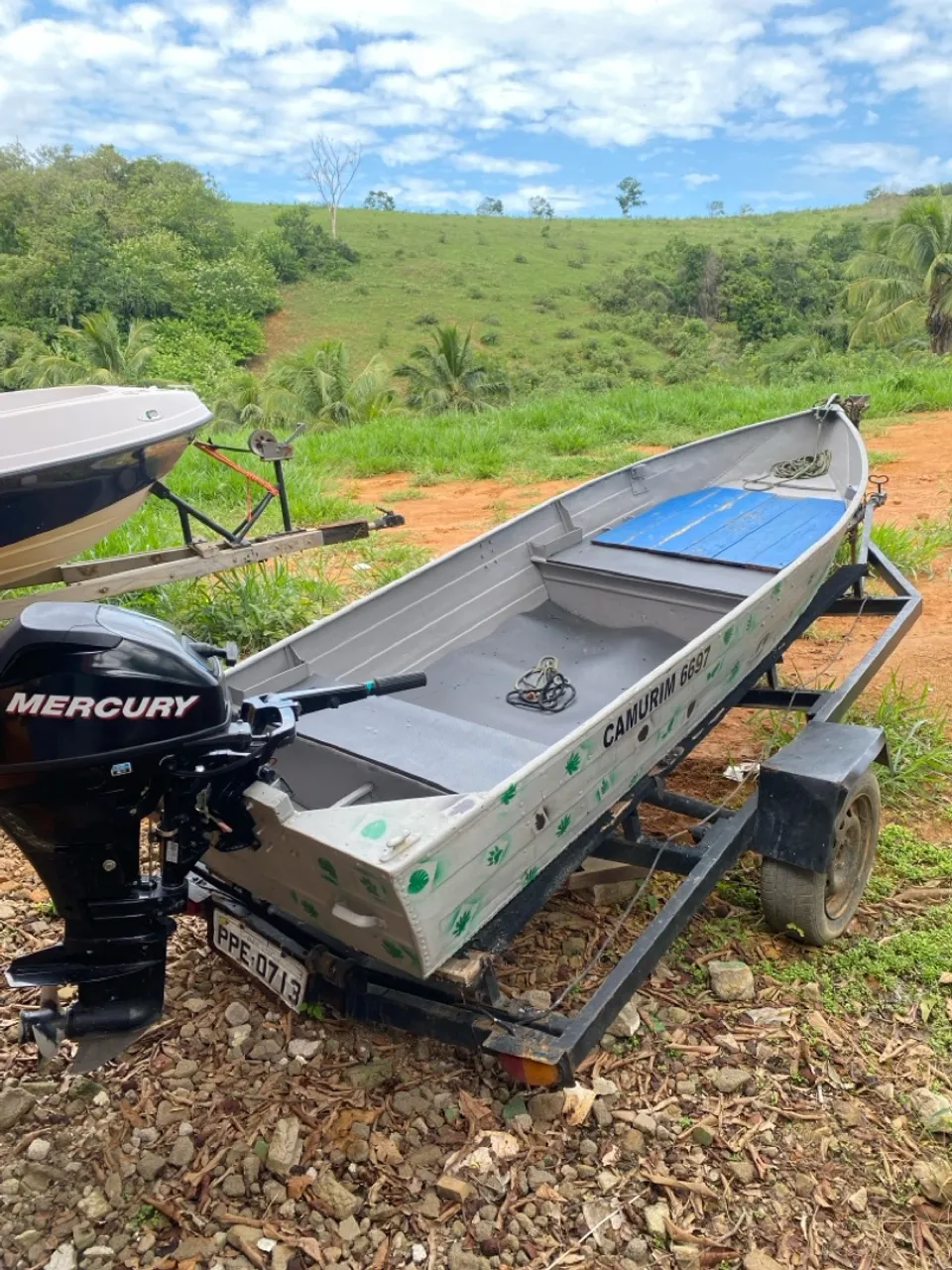 Barco de Alumínio.