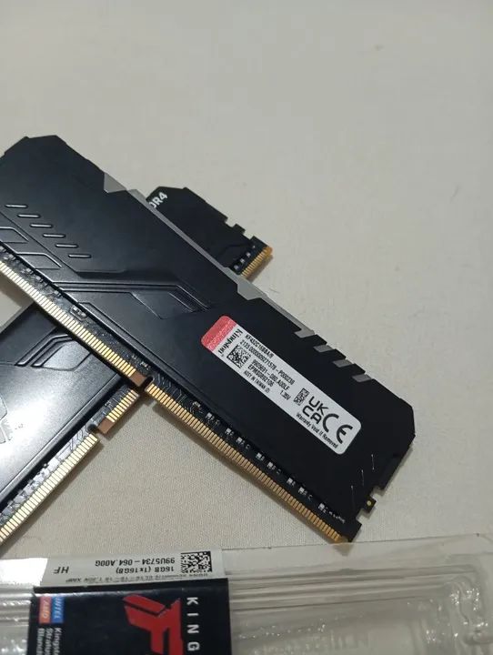 Kingston Fury DDR4 RGB 16GB (2 X 8gb) 3200MHz   - Foto 3