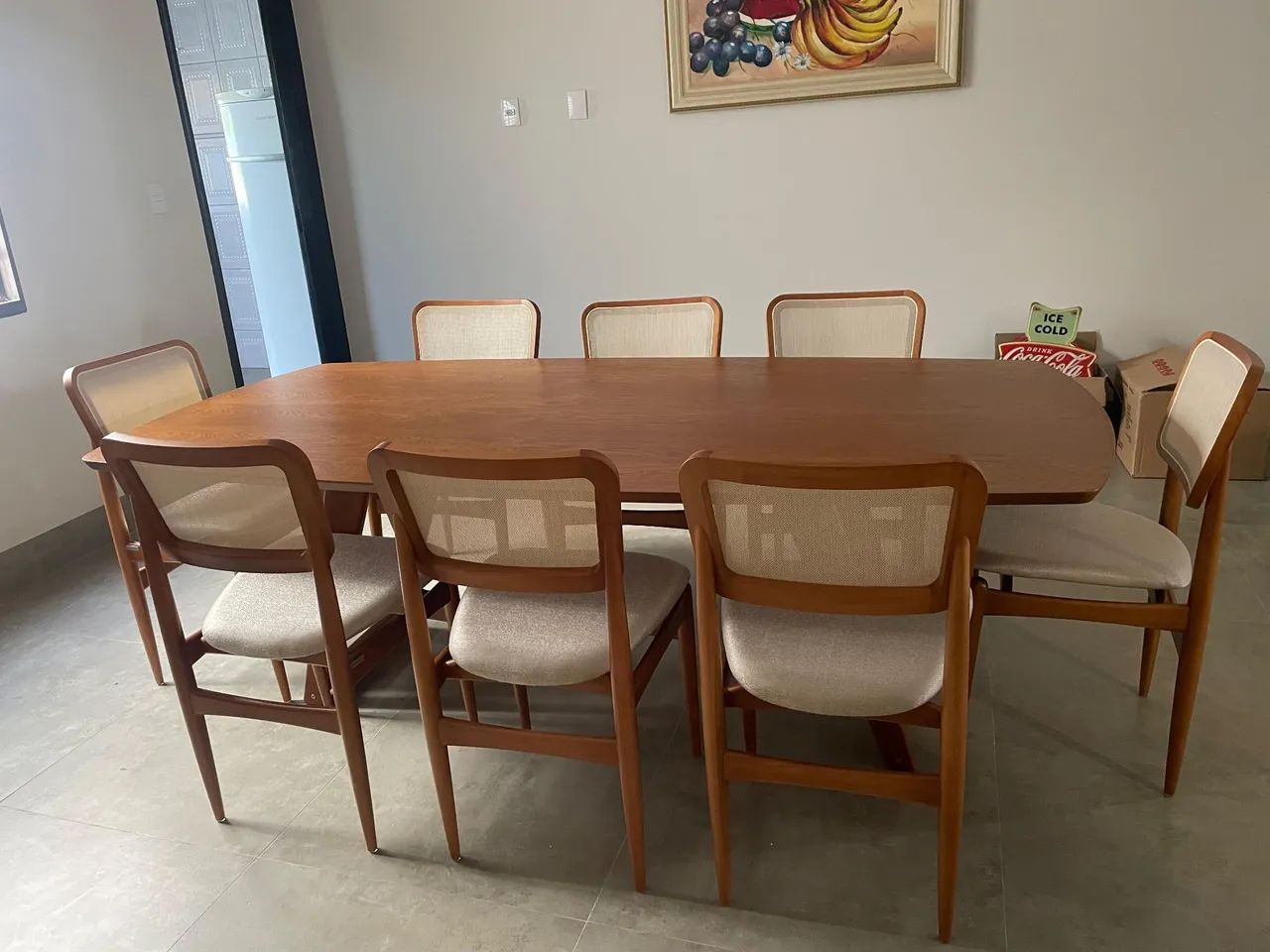 Mesa de Jantar de Madeira Maciça 8 cadeiras super resistente  - Foto 5