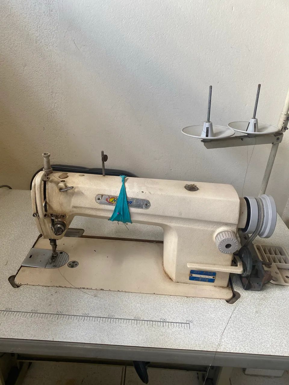2 sewing machine64397051457538120
