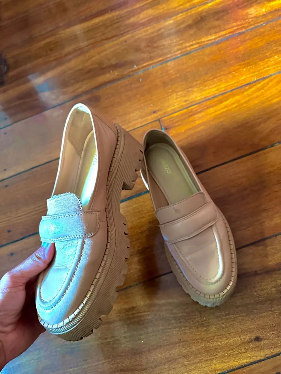 Mocassim Arezzo Bege - Elegância e Conforto - Foto 2