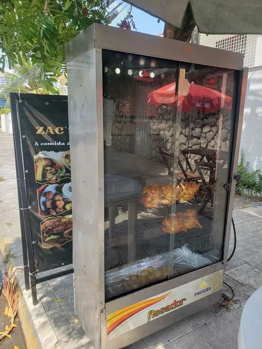 Galeteira em ótimo estado