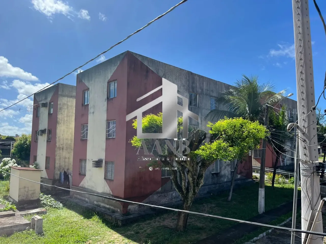 Imóvel para aluguel possui 57 metros quadrados com 2 quartos em Emaús - Parnamirim - RN
