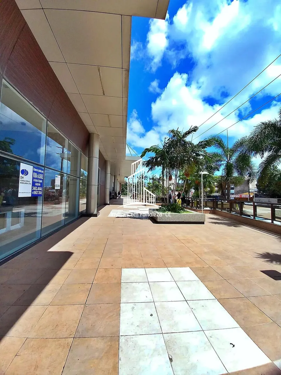 Sala Comercial à venda no Bairro São Gerardo (Pici) - CE