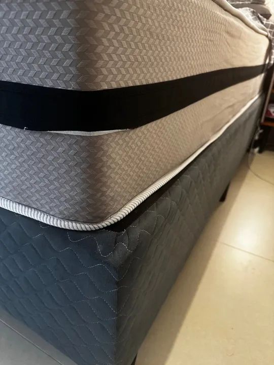 Cama Casal Confort - Molas Ensacadas (venda por motivo de viagem) - Foto 3