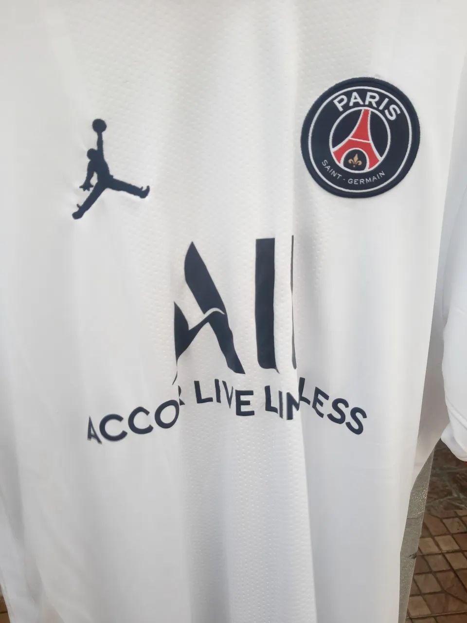 Camisa PSG Jordan - Tamanho G - Foto 2