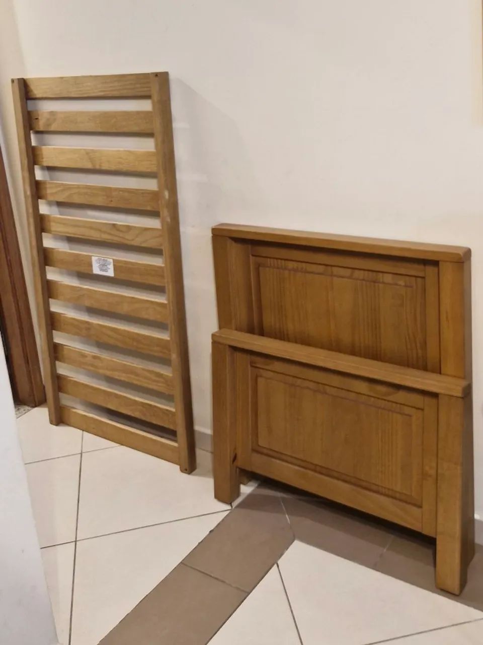 Berço Modelo Larissa Tulipa Baby em Madeira Maciça + colchão + trocador Tulipa Baby - Foto 3