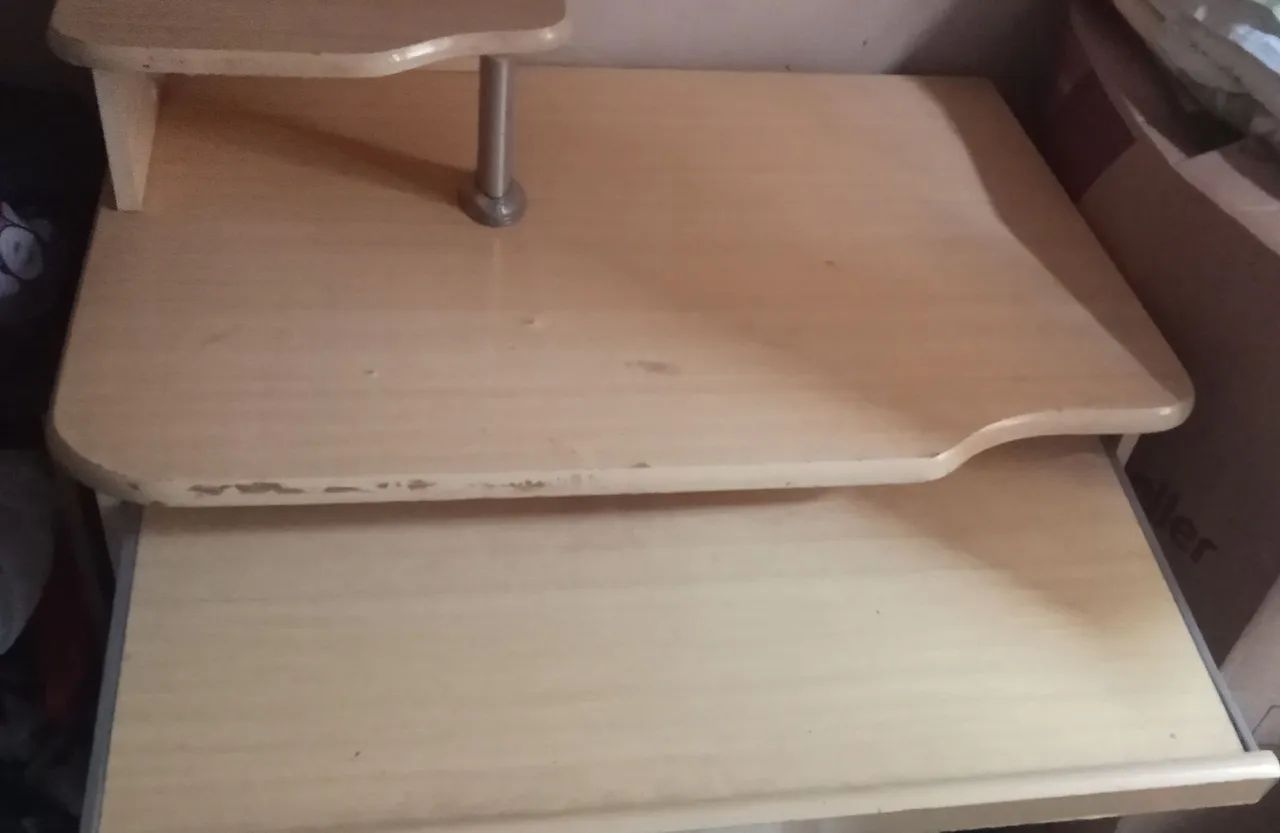 PC Desk64840781298179121