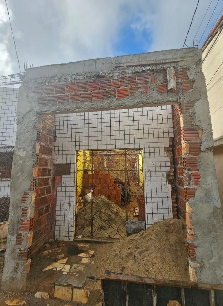 CASA, FELIPE CAMARÃO