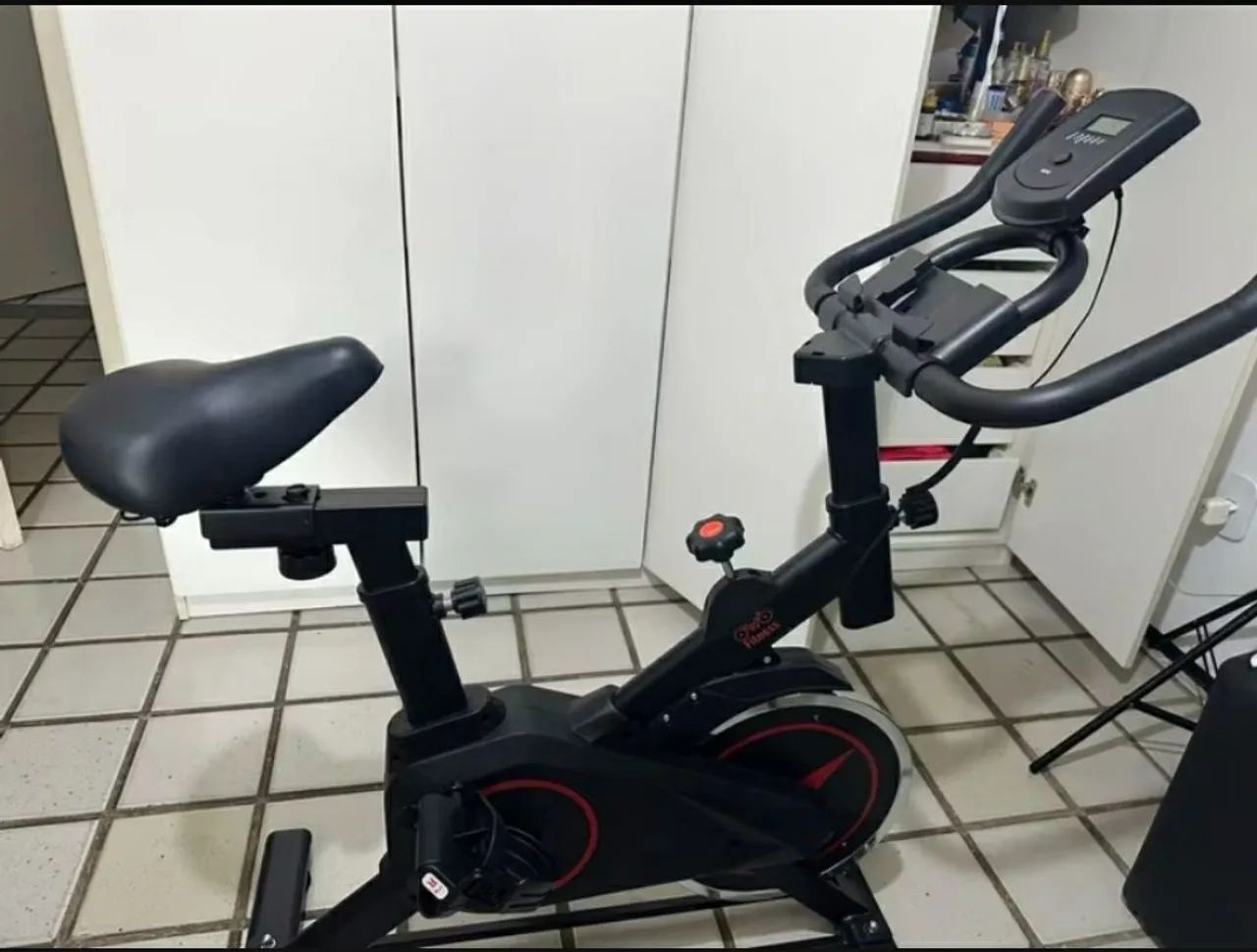 Bike ergométrica roda 7 kg - Foto 5